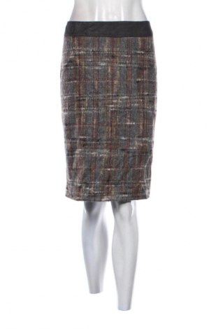 Пола Apanage, Размер XL, Цвят Многоцветен, Цена 11,99 лв.