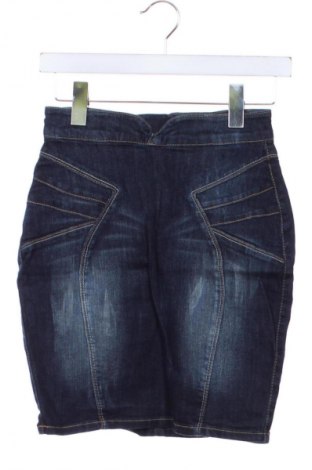 Пола Bershka, Размер XS, Цвят Син, Цена 28,88 лв.