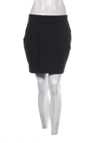 Szoknya Biaggini, Méret M, Szín Fekete, Ár 3 379 Ft