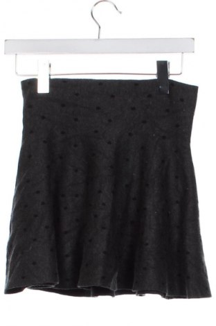 Пола Clockhouse, Размер XS, Цвят Многоцветен, Цена 6,99 лв.