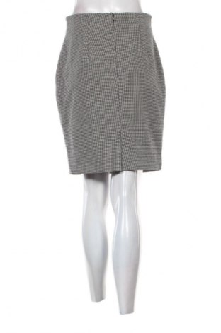 Sukně Cm, Velikost S, Barva Vícebarevné, Cena  242,00 Kč