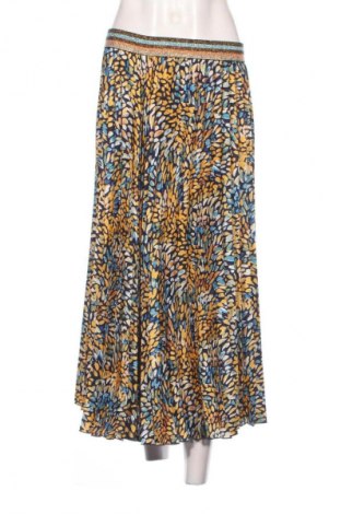 Пола Comma,, Размер L, Цвят Многоцветен, Цена 50,99 лв.