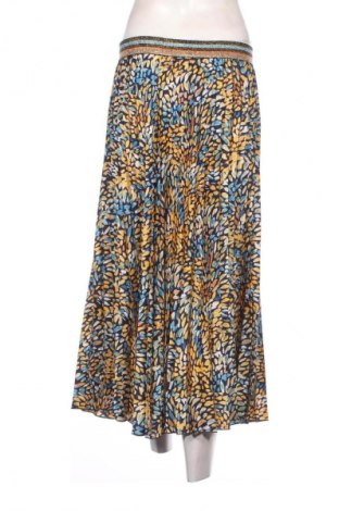 Пола Comma,, Размер L, Цвят Многоцветен, Цена 50,99 лв.