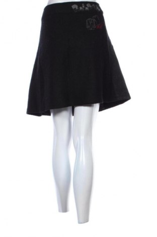 Spódnica Desigual, Rozmiar M, Kolor Czarny, Cena 126,44 zł