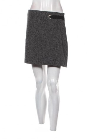 Пола Edc By Esprit, Размер S, Цвят Сив, Цена 12,99 лв.