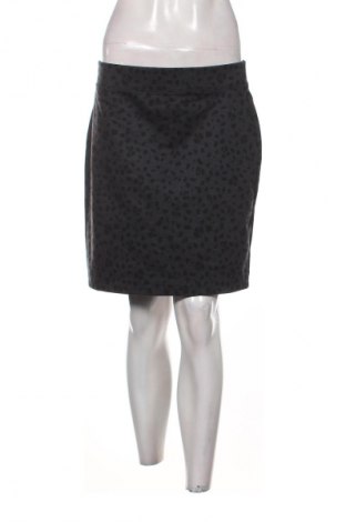 Пола Hema, Размер M, Цвят Многоцветен, Цена 10,99 лв.