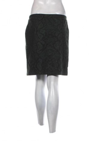 Пола Hema, Размер M, Цвят Многоцветен, Цена 5,99 лв.