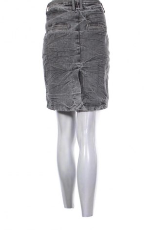 Fustă Junona, Mărime M, Culoare Gri, Preț 107,89 Lei