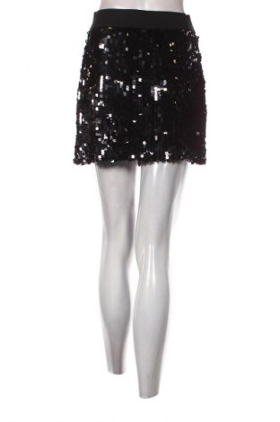 Пола Lush, Размер M, Цвят Черен, Цена 9,99 лв.