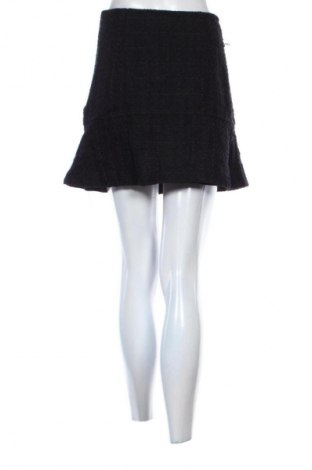 Пола Mango, Размер S, Цвят Черен, Цена 14,99 лв.