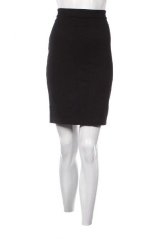 Sukně Mohito, Velikost L, Barva Černá, Cena  249,00 Kč