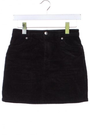 Пола Monki, Размер XS, Цвят Черен, Цена 9,99 лв.