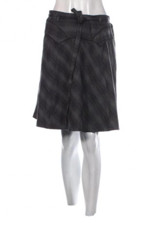 Пола Orsay, Размер L, Цвят Многоцветен, Цена 5,99 лв.