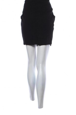 Пола Patrizia Pepe, Размер L, Цвят Черен, Цена 57,99 лв.