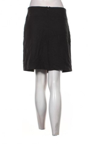 Пола S.Oliver, Размер M, Цвят Черен, Цена 14,99 лв.