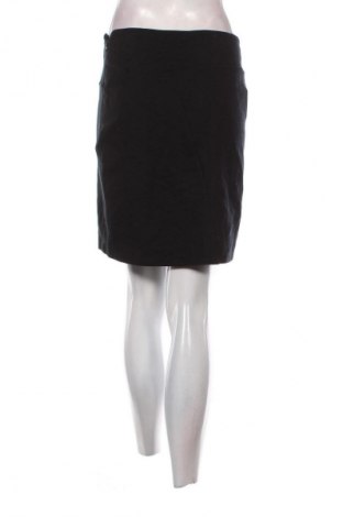 Пола S.Oliver, Размер M, Цвят Черен, Цена 13,99 лв.