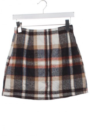 Пола SHEIN, Размер XS, Цвят Многоцветен, Цена 15,99 лв.