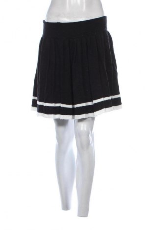 Пола SHEIN, Размер M, Цвят Черен, Цена 19,00 лв.