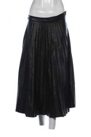 Fustă Stradivarius, Mărime M, Culoare Negru, Preț 61,00 Lei