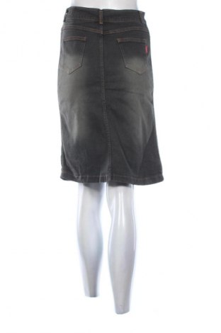 Пола Unbranded, Размер M, Цвят Сив, Цена 17,99 лв.