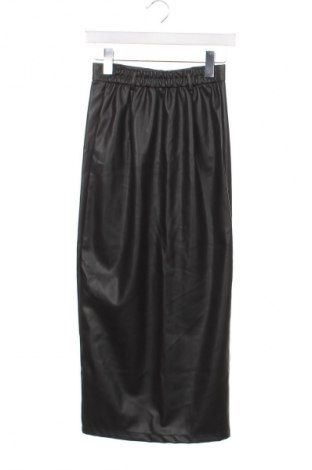 Пола Unbranded, Размер XS, Цвят Черен, Цена 23,18 лв.