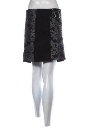 Rock Unbranded, Größe M, Farbe Mehrfarbig, Preis 11,99 €