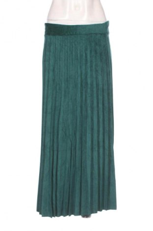 Пола Unbranded, Размер M, Цвят Зелен, Цена 23,99 лв.