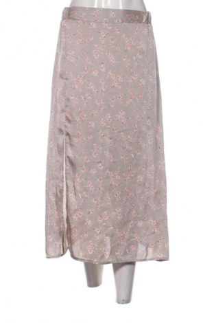 Пола Unbranded, Размер M, Цвят Многоцветен, Цена 23,00 лв.