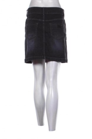 Spódnica Yessica, Rozmiar M, Kolor Czarny, Cena 67,00 zł