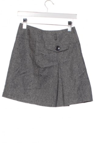 Пола Yessica, Размер XS, Цвят Многоцветен, Цена 9,99 лв.