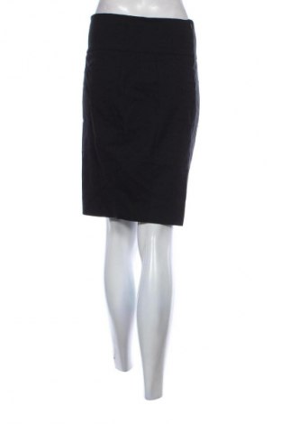 Пола Zara, Размер M, Цвят Черен, Цена 13,99 лв.