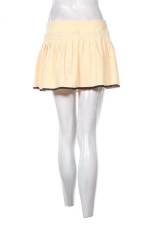 Пола-панталон Nike, Размер M, Цвят Жълт, Цена 43,99 лв.