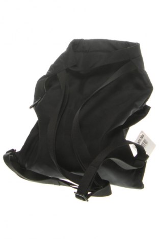 Batoh 
 Calvin Klein, Farba Čierna, Cena  50,95 €