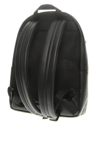 Batoh 
 Tommy Hilfiger, Farba Čierna, Cena  62,95 €