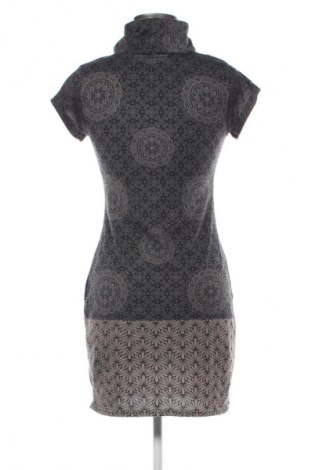 Rochie Aiki Keylook, Mărime M, Culoare Multicolor, Preț 102,89 Lei