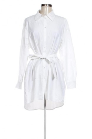 Ruha Amisu, Méret L, Szín Fehér, Ár 9 606 Ft