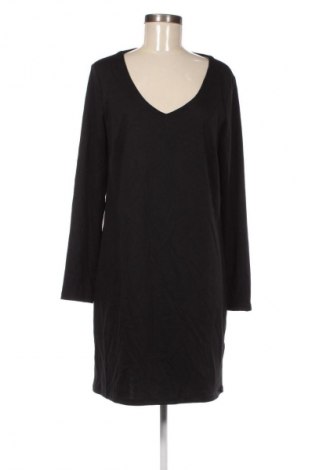 Ruha Amisu, Méret L, Szín Fekete, Ár 4 339 Ft