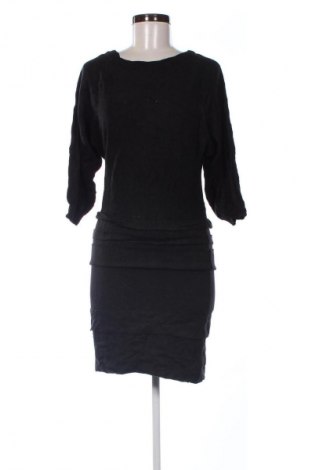 Рокля B.Young, Размер S, Цвят Черен, Цена 24,99 лв.