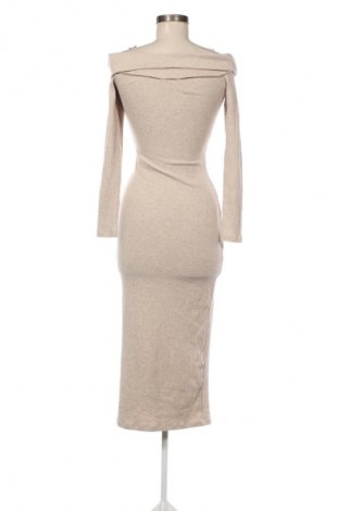 Φόρεμα Bershka, Μέγεθος S, Χρώμα  Μπέζ, Τιμή 5,99 €