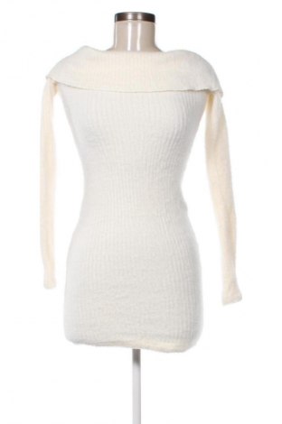 Φόρεμα Bershka, Μέγεθος XS, Χρώμα Λευκό, Τιμή 20,99 €