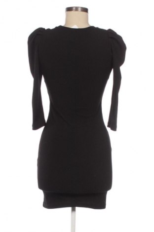 Kleid Bershka, Größe XS, Farbe Schwarz, Preis € 20,03