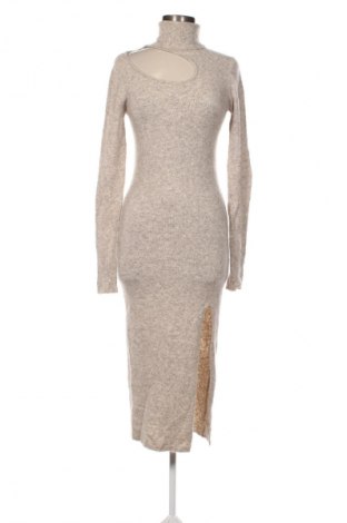 Sukienka Bershka, Rozmiar M, Kolor Beżowy, Cena 73,99 zł