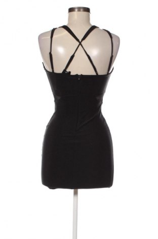 Φόρεμα Bershka, Μέγεθος S, Χρώμα Μαύρο, Τιμή 19,95 €