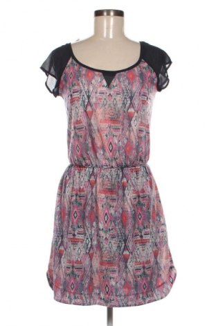 Kleid Bershka, Größe M, Farbe Mehrfarbig, Preis 15,99 €