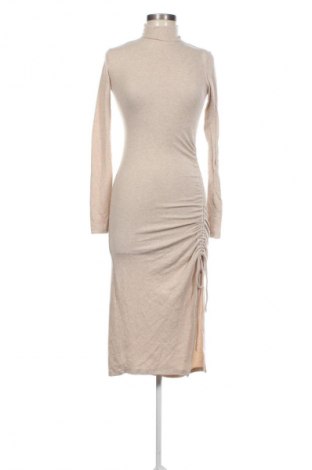 Kleid Bershka, Größe S, Farbe Beige, Preis € 14,99