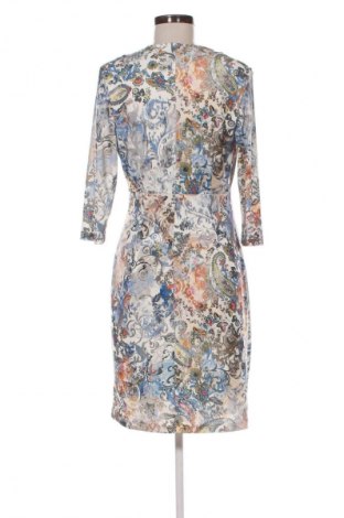 Рокля Bonita, Размер S, Цвят Многоцветен, Цена 52,20 лв.