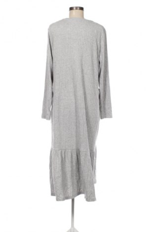 Φόρεμα C&A, Μέγεθος XL, Χρώμα Γκρί, Τιμή 18,99 €
