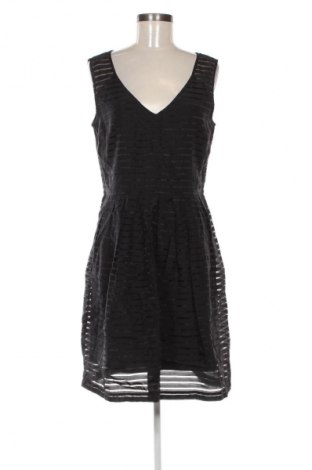 Φόρεμα Caroll, Μέγεθος L, Χρώμα Μαύρο, Τιμή 36,99 €