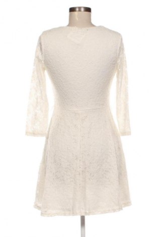 Šaty  Colosseum, Velikost S, Barva Krémová, Cena  329,00 Kč