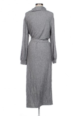 Kleid Cortefiel, Größe L, Farbe Grau, Preis € 29,99